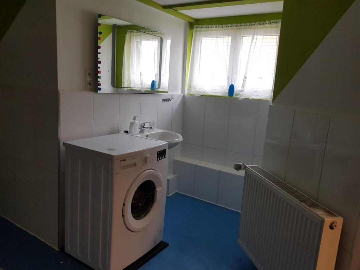 Lmi Haus & Urlaub Monteurwohnungen 2 Münsingen 外观 照片
